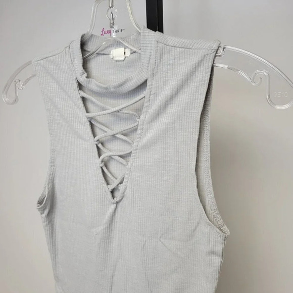 Garage  Tank - Picture 2 of 5